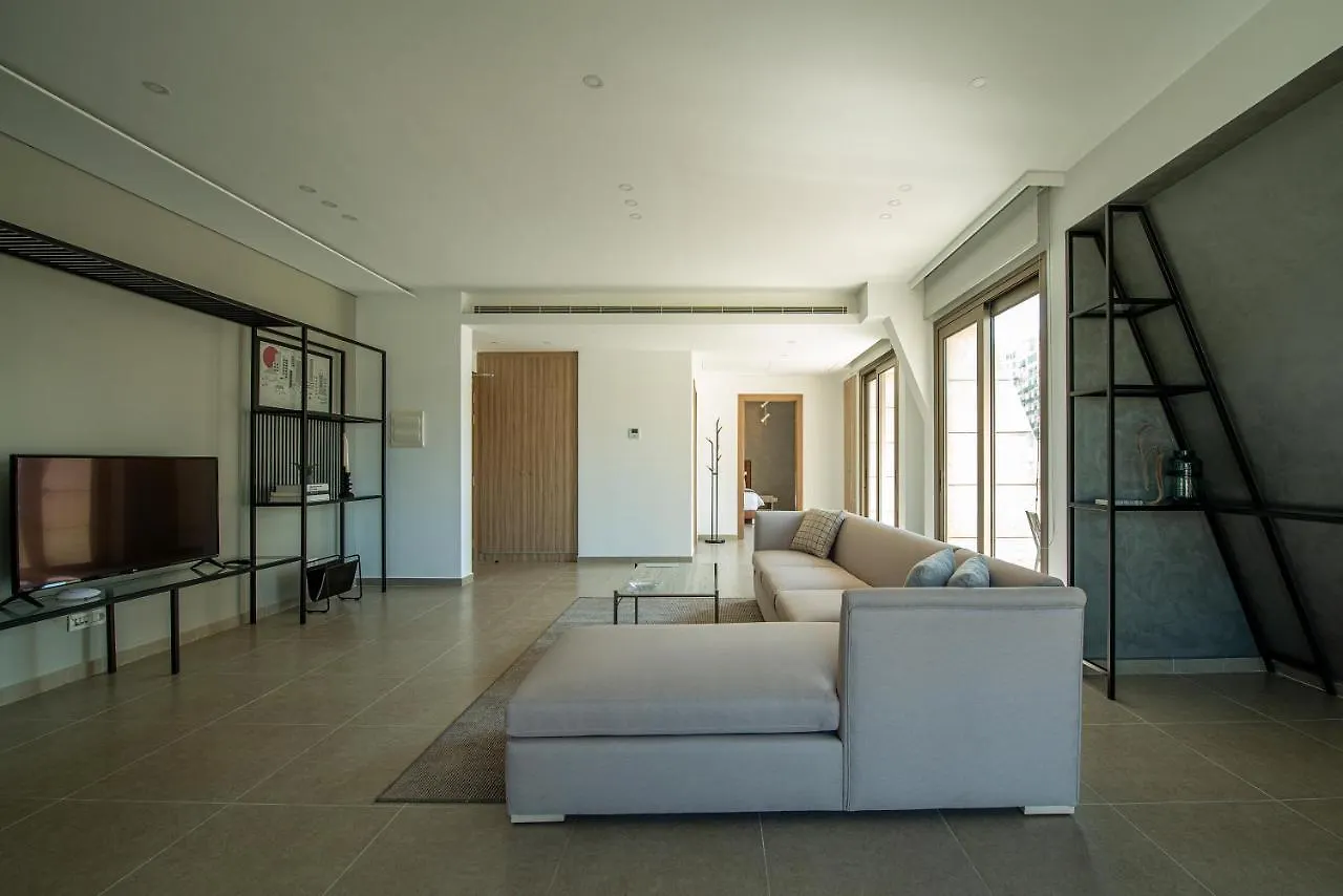 Zur Studios And Suites Beirut
