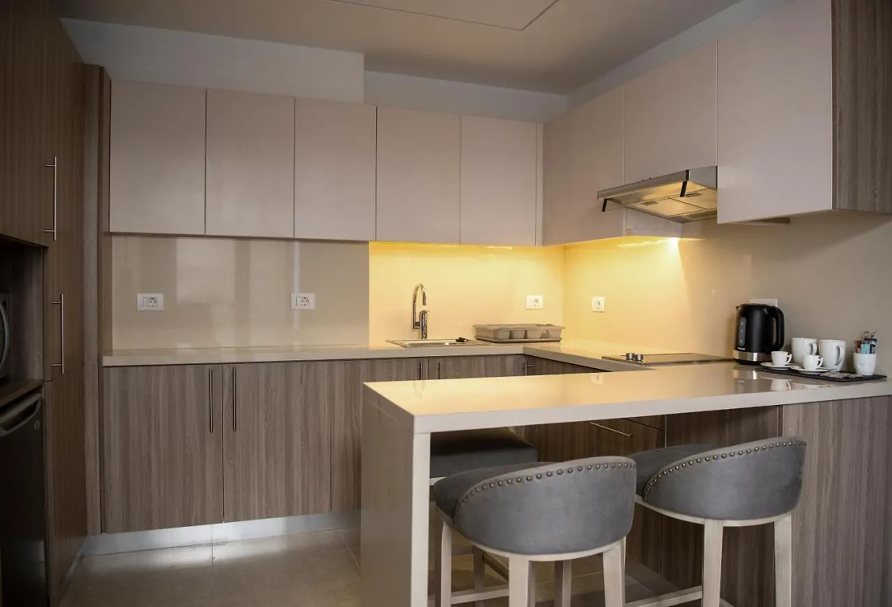 Zur Studios And Suites Beirut Aparthotel