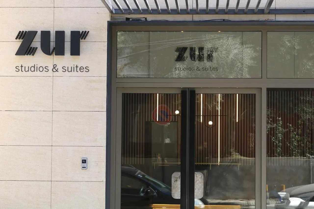 Zur Studios And Suites Beirut 3*,