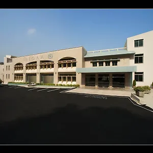 فندق Liqaa