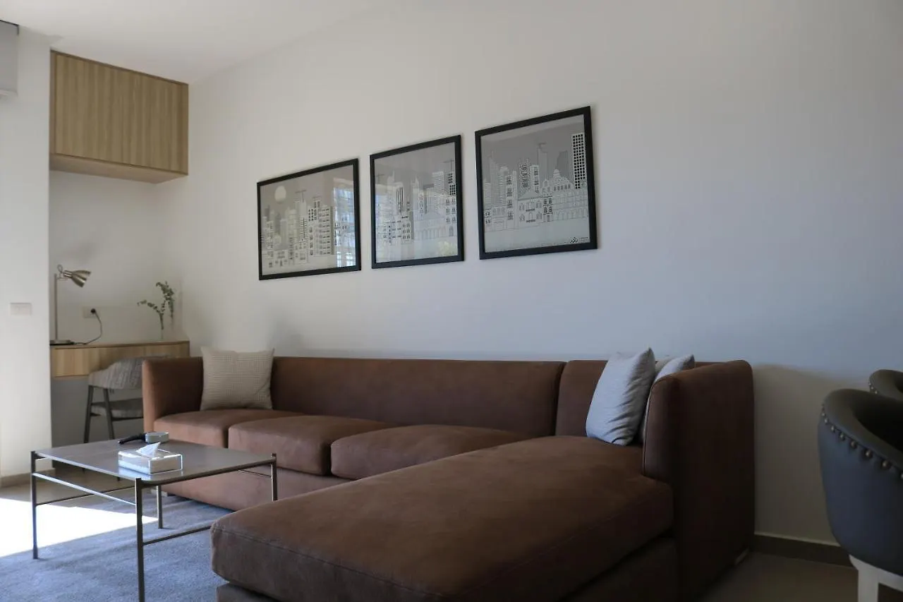 Zur Studios And Suites Beirut Aparthotel
